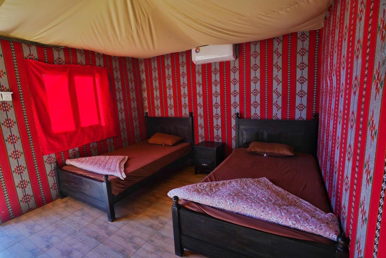 Oryx Camp Hotel Вади Рум Екстериор снимка